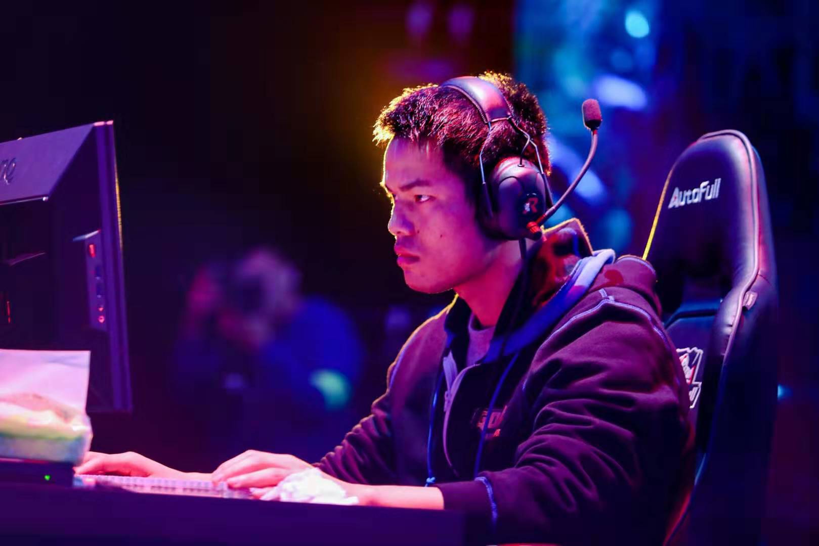 比赛初期 比赛初期