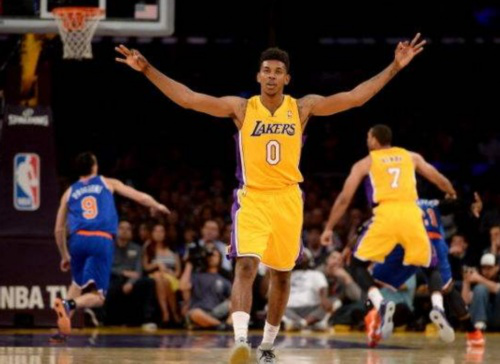 竞品挤压 竞品挤压